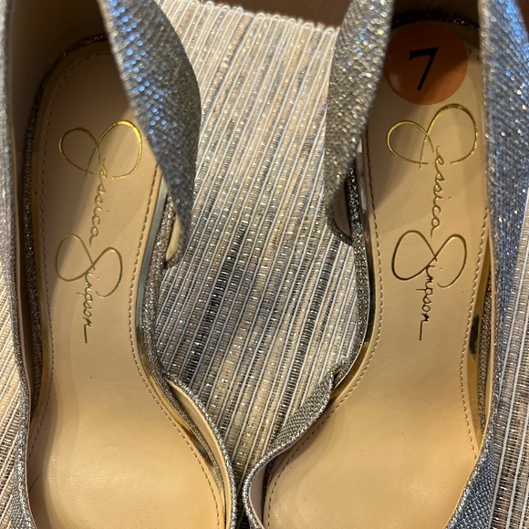 Jessica Simpson - size 7; Metallic high heeled shoes - Picture 2 of 7